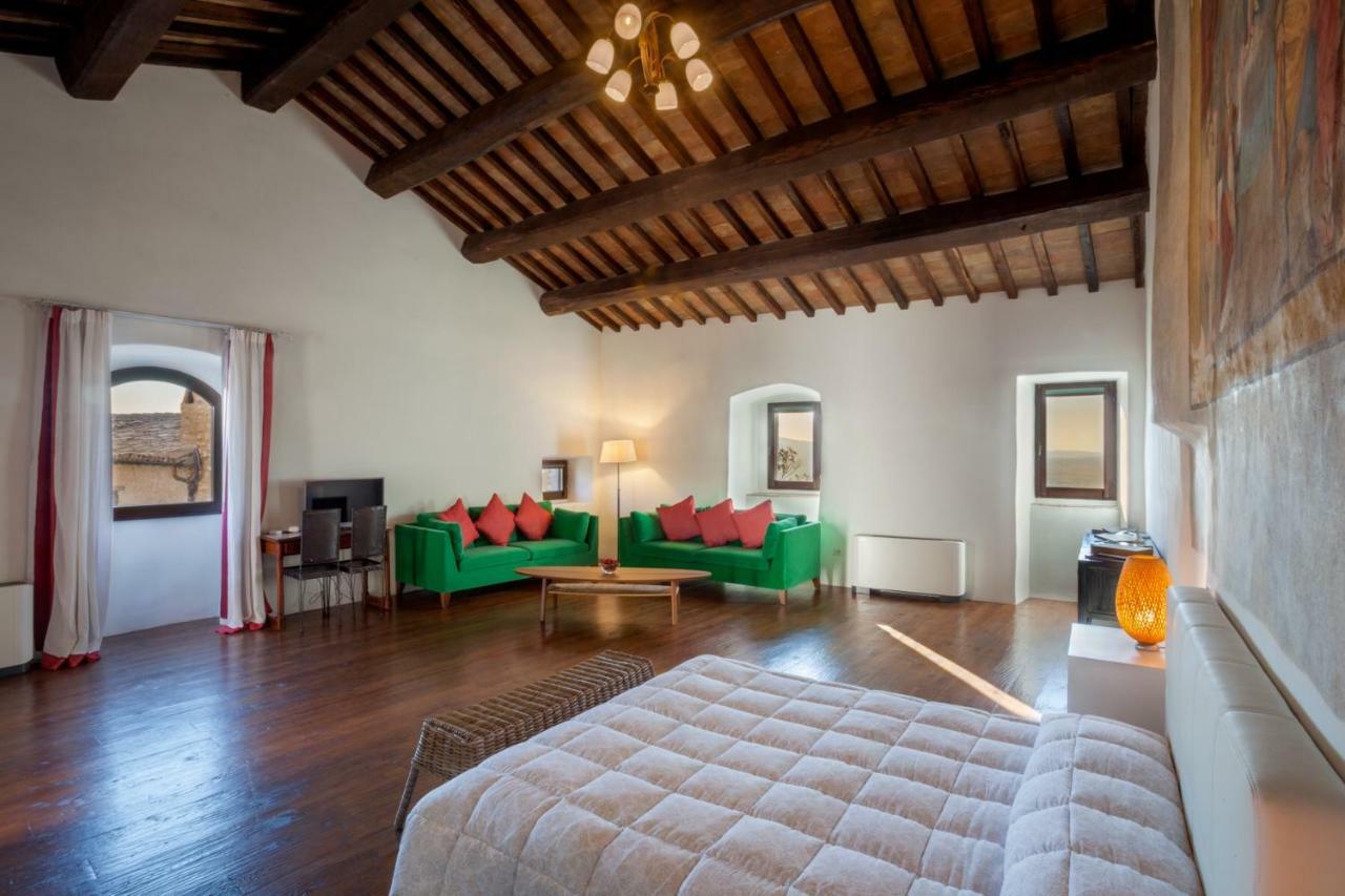 Il Castello Di Campello Aparthotel Campello sul Clitunno Ngoại thất bức ảnh
